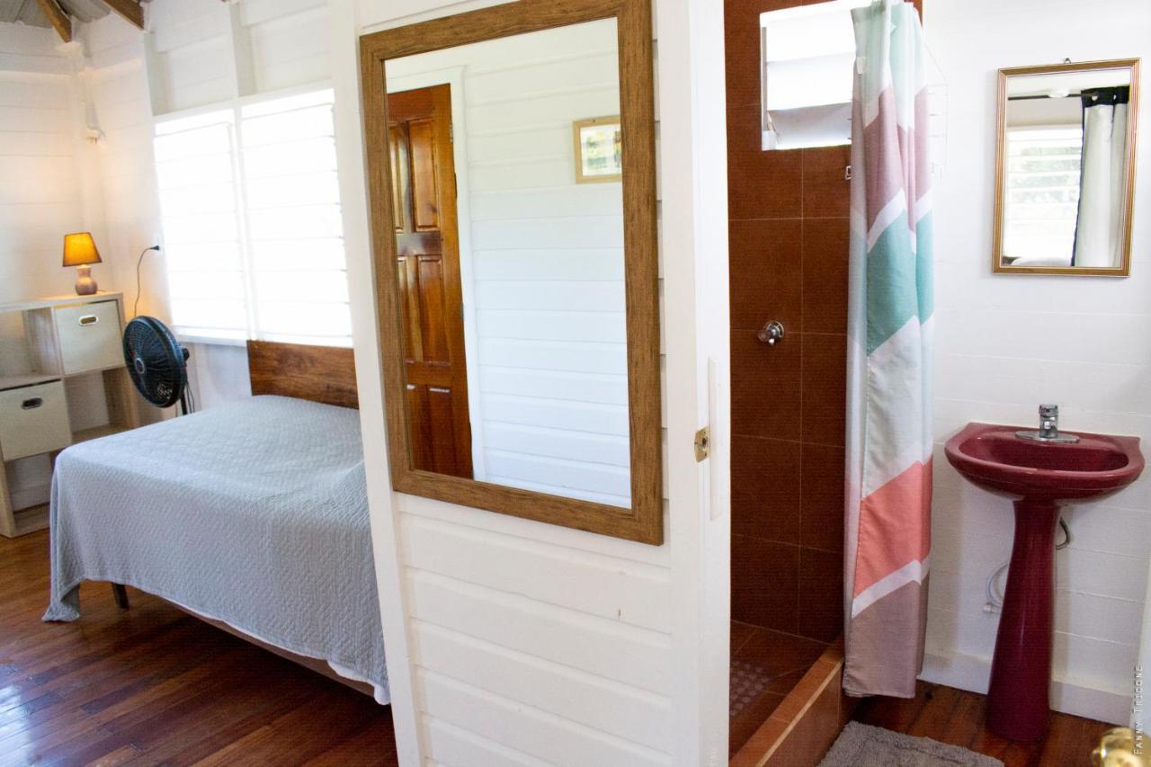 Horse Cottage Sarteneja Exterior foto