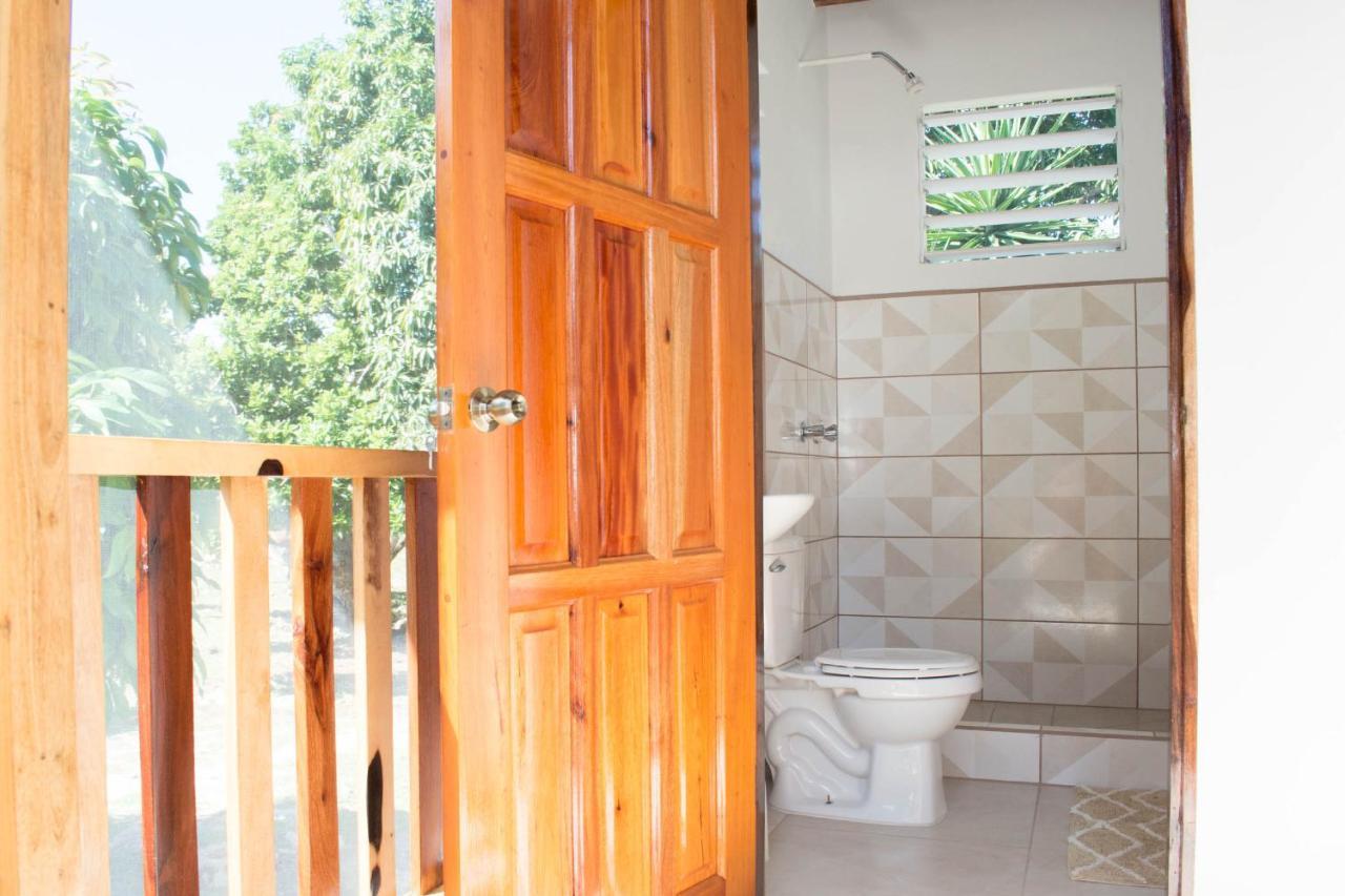 Horse Cottage Sarteneja Exterior foto